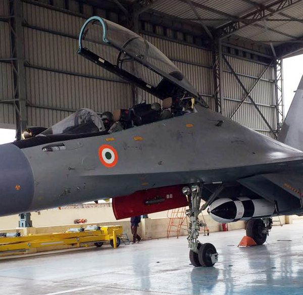 BrahMos-A Finally Flies On Modified Su-30