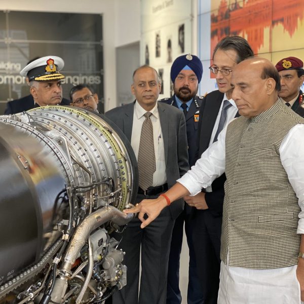 Rajnath’s Paris Visit Puts Spotlight On Indian Jet Engine’s Fight For Survival