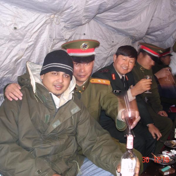 Cigarettes, Cheap Wine & Chicken Claws At The China Border