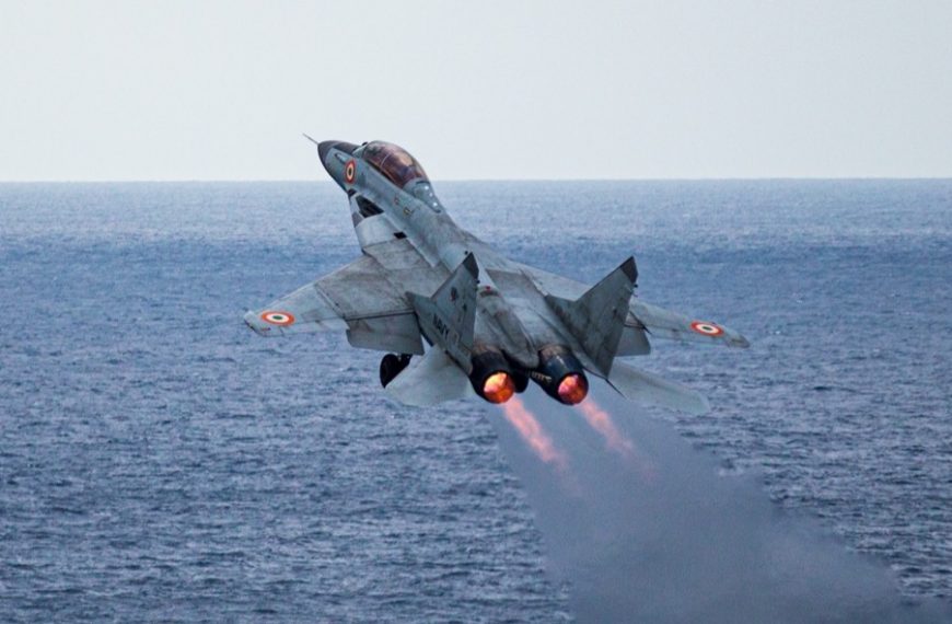 Amidst Ladakh Tensions, Indian Navy MiG-29K Carrier Jets Head North